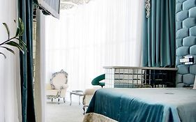 Boutique Spa Casino Hotel Lybid Plaza
